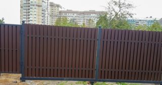 Купить распашные ворота из штакетника Пугачёв, цена от 2803 руб.